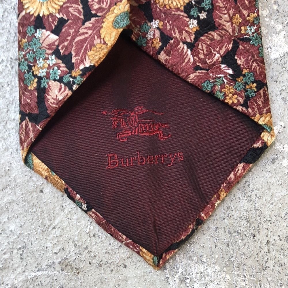 Burberry Silk  tie - Picture 2 of 5